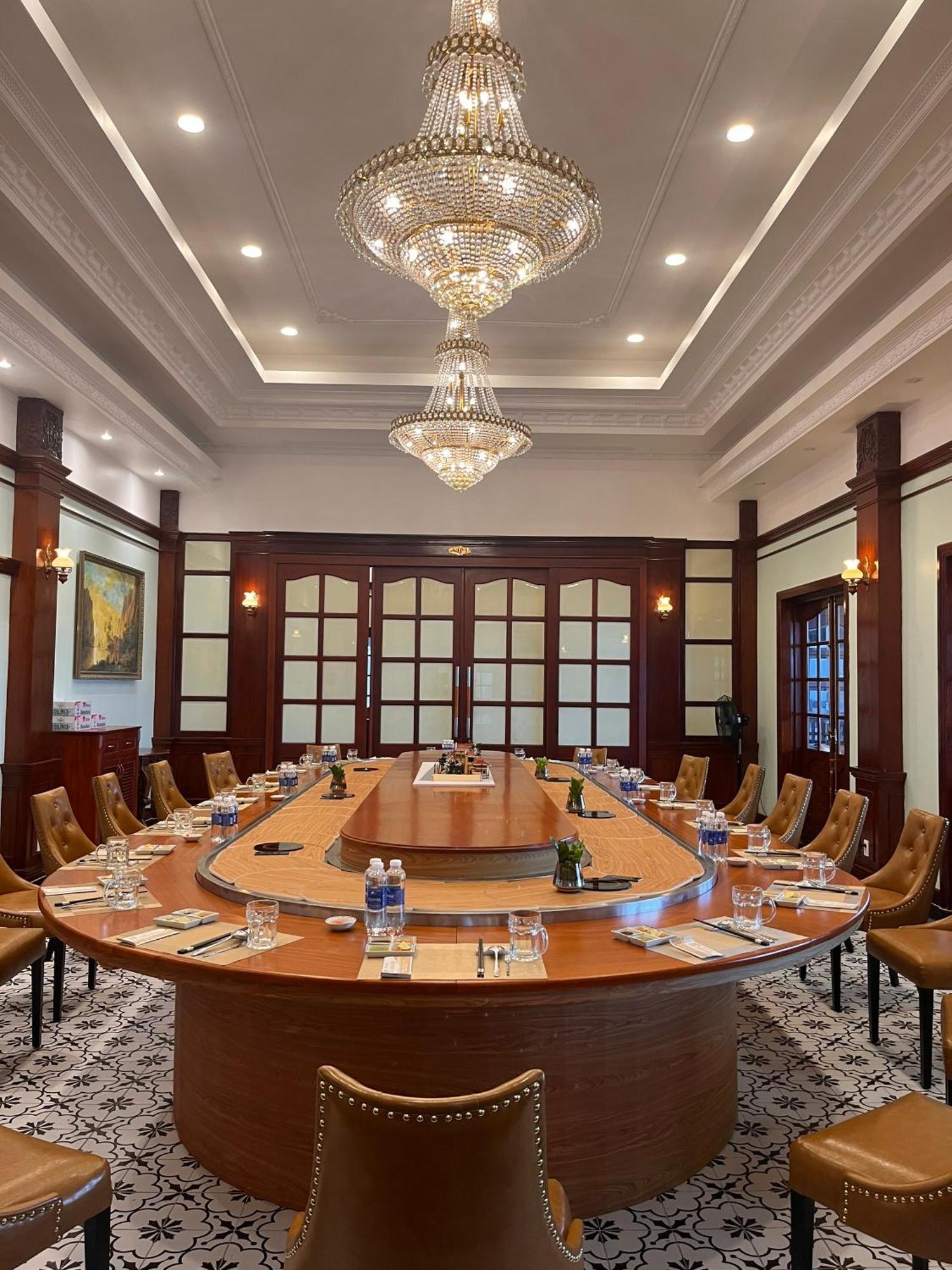 Chuong Duong Hotel Митхо Экстерьер фото