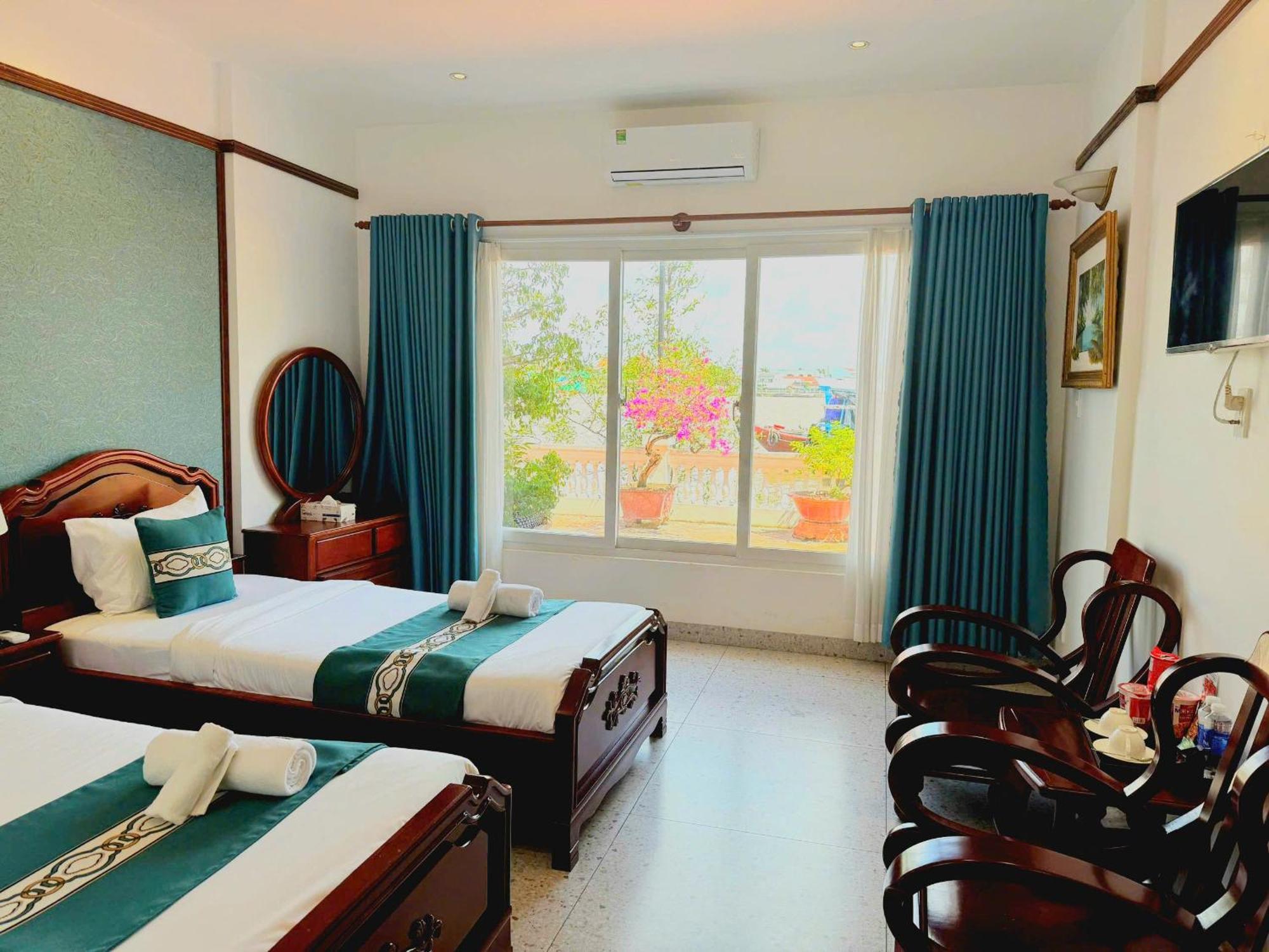 Chuong Duong Hotel Митхо Экстерьер фото